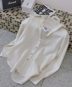 Alternative view of ÁO SƠ MI LỤA TRƠN