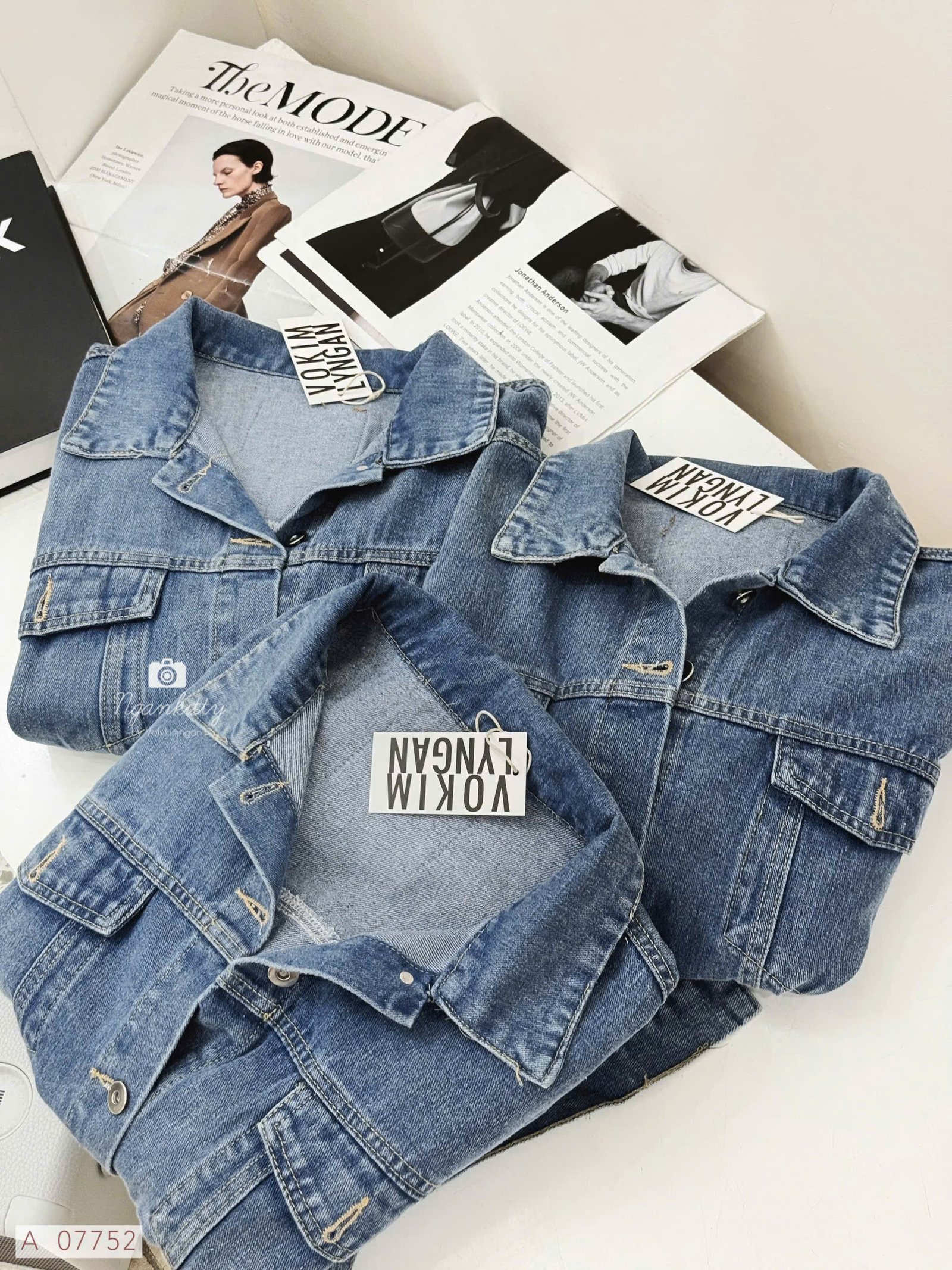 ÁO KHOÁC DENIM RÁCH - Hình ảnh 3