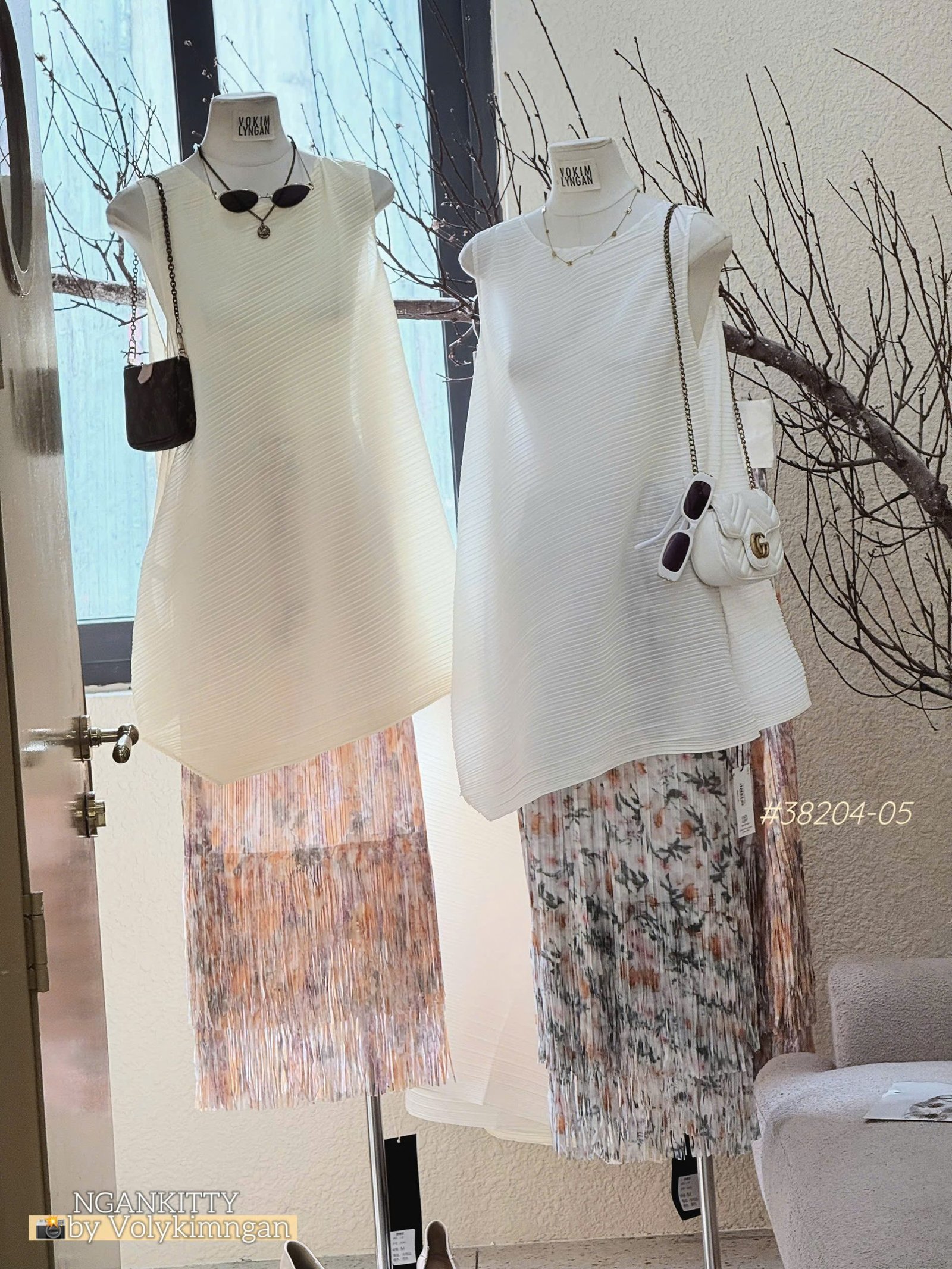 SET ÁO XẾP CHÂN VÁY HOA TUA RUA