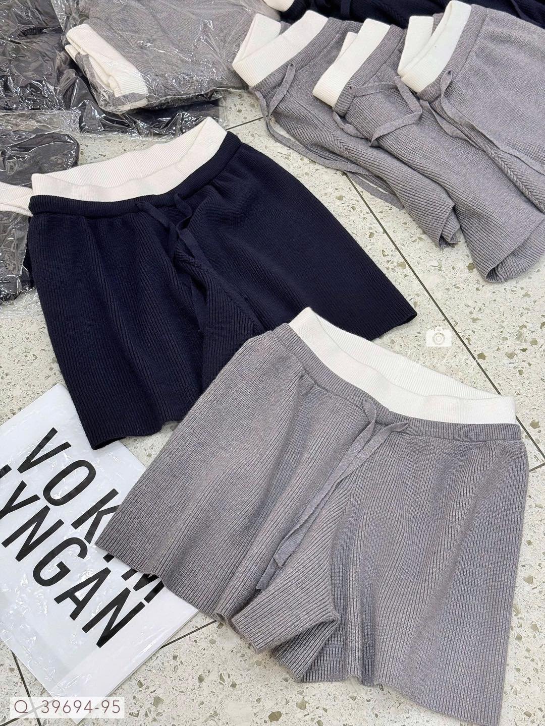 QUẦN SHORT RÚT MONTERGI LƯNG TRẮNG - Hình ảnh 3