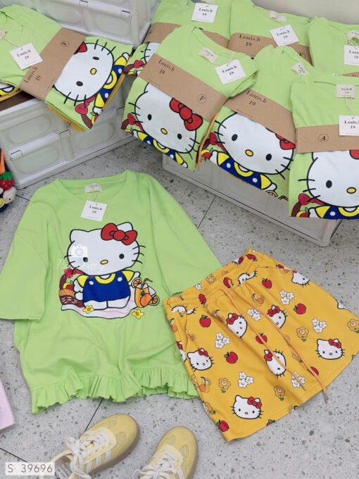 SET CV HELLOKITTY ÁO LAI BÈO