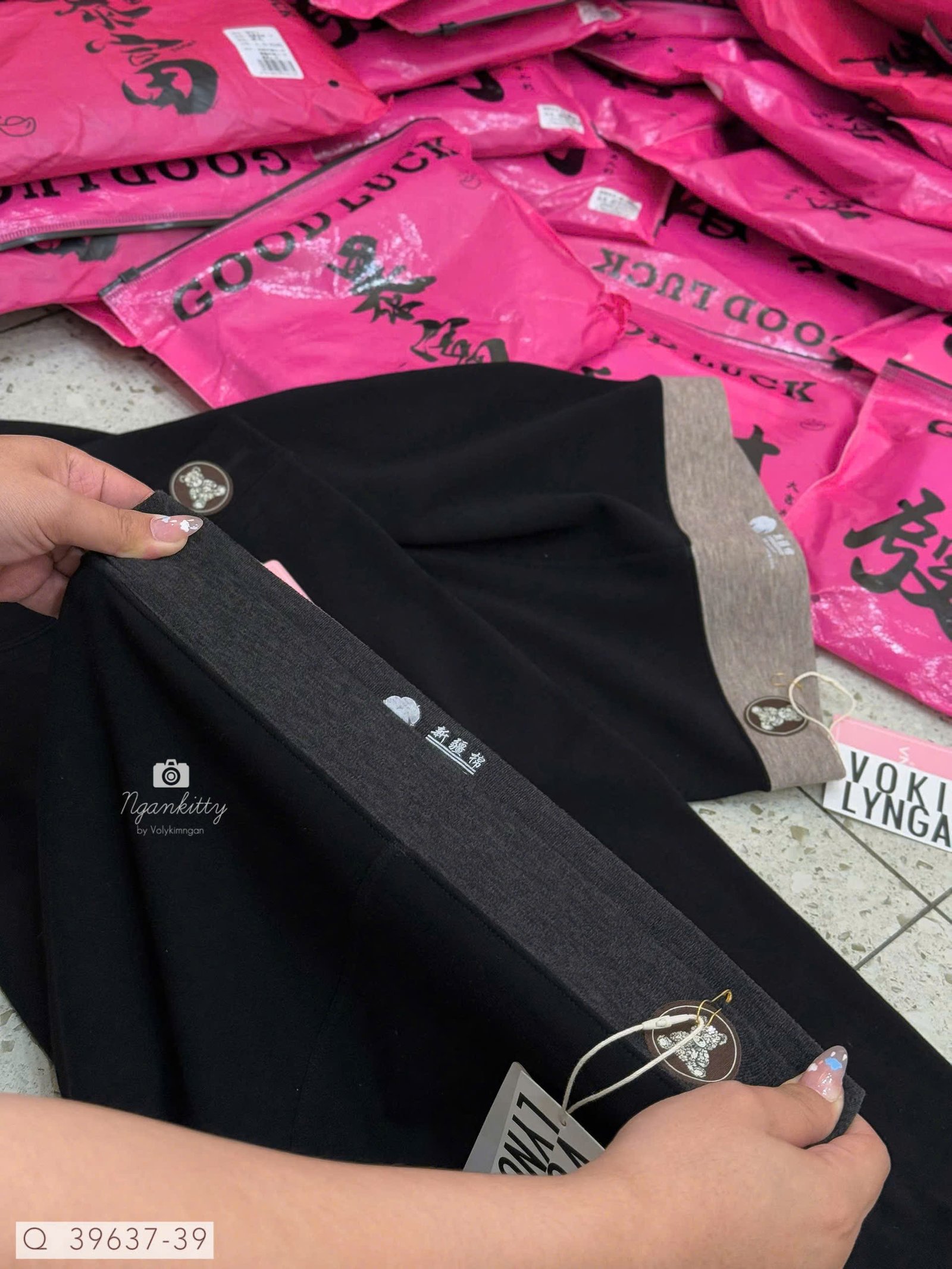 QUẦN LEGGING LOGO GẤU LƯNG MÀU - Hình ảnh 7