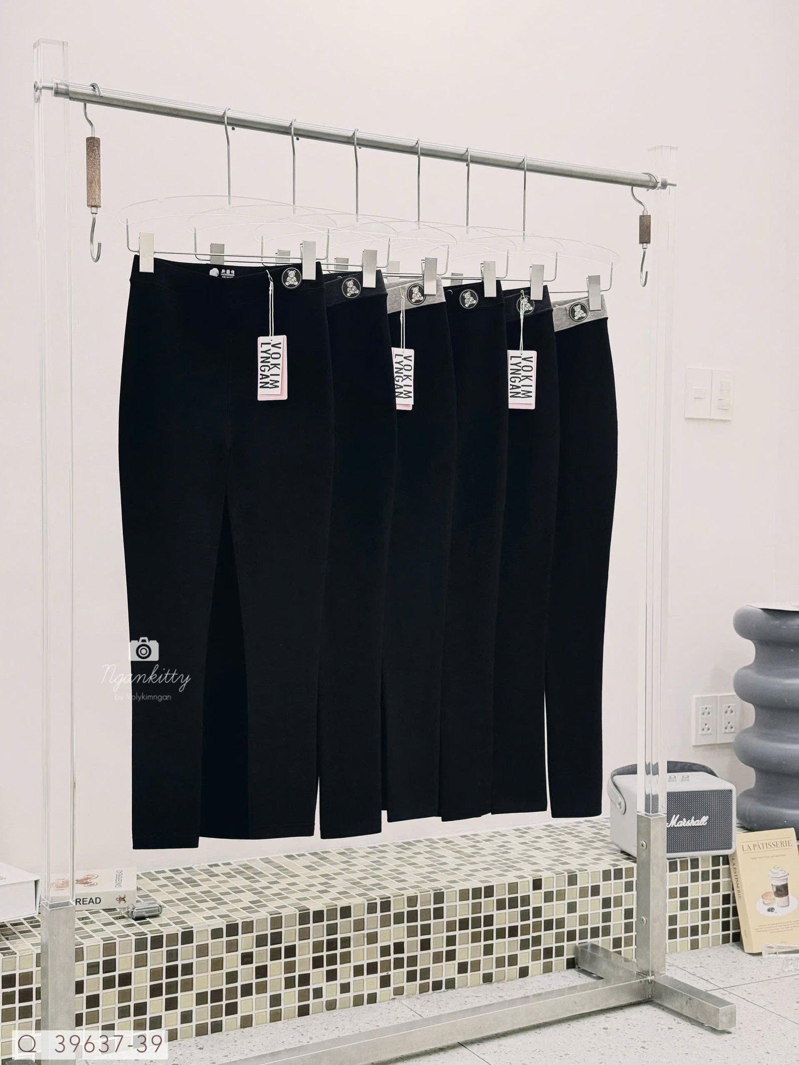 QUẦN LEGGING LOGO GẤU LƯNG MÀU - Hình ảnh 4