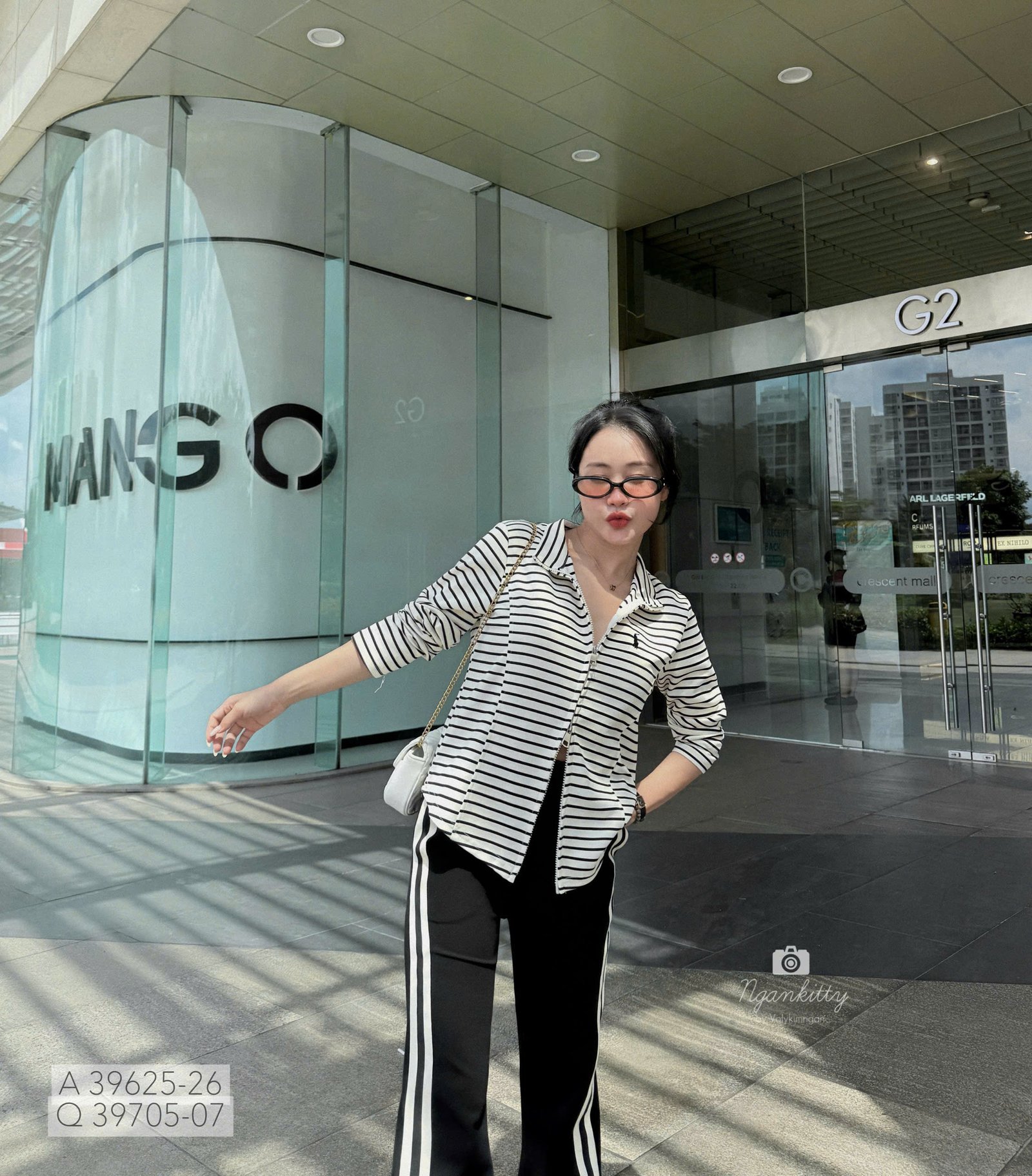 ÁO KHOÁC CỔ POLO SỌC