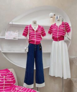 Alternative view of ÁO LEN NÚT VÀNG