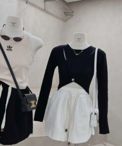 Alternative view of ÁO KHOÉT CỔ OVAN LOUIS.H