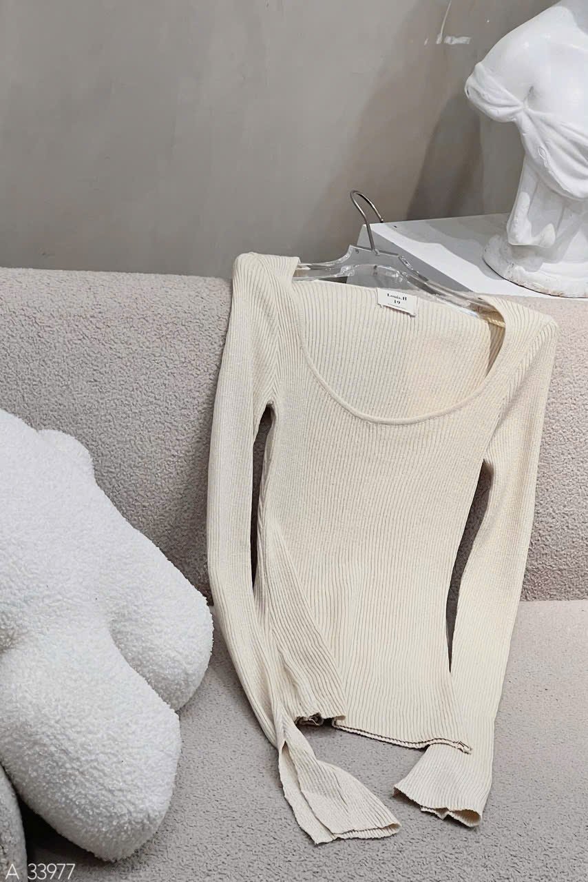 ÁO LEN GÂN CỔ VUÔNG MONTEGI LOUIS