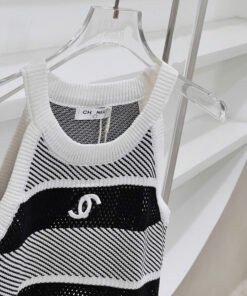 ÁO YẾM SỌC CHANEL