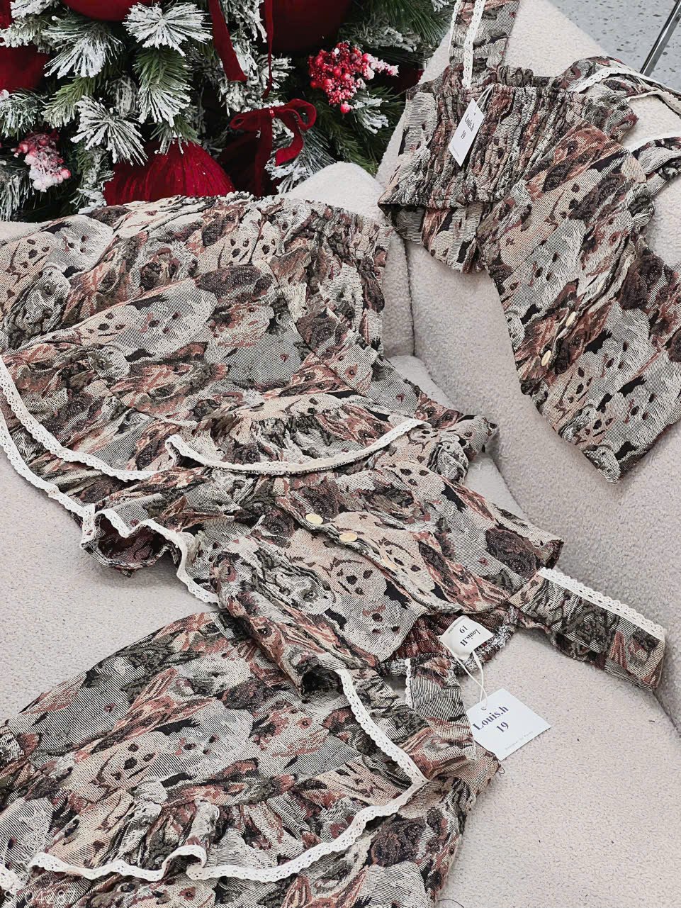 SET DẠ CON CHÓ BÈO VIỀN LOUIS.H - Hình ảnh 5