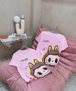 ÁO HỒNG LABUBU HI! LOUIS.H
