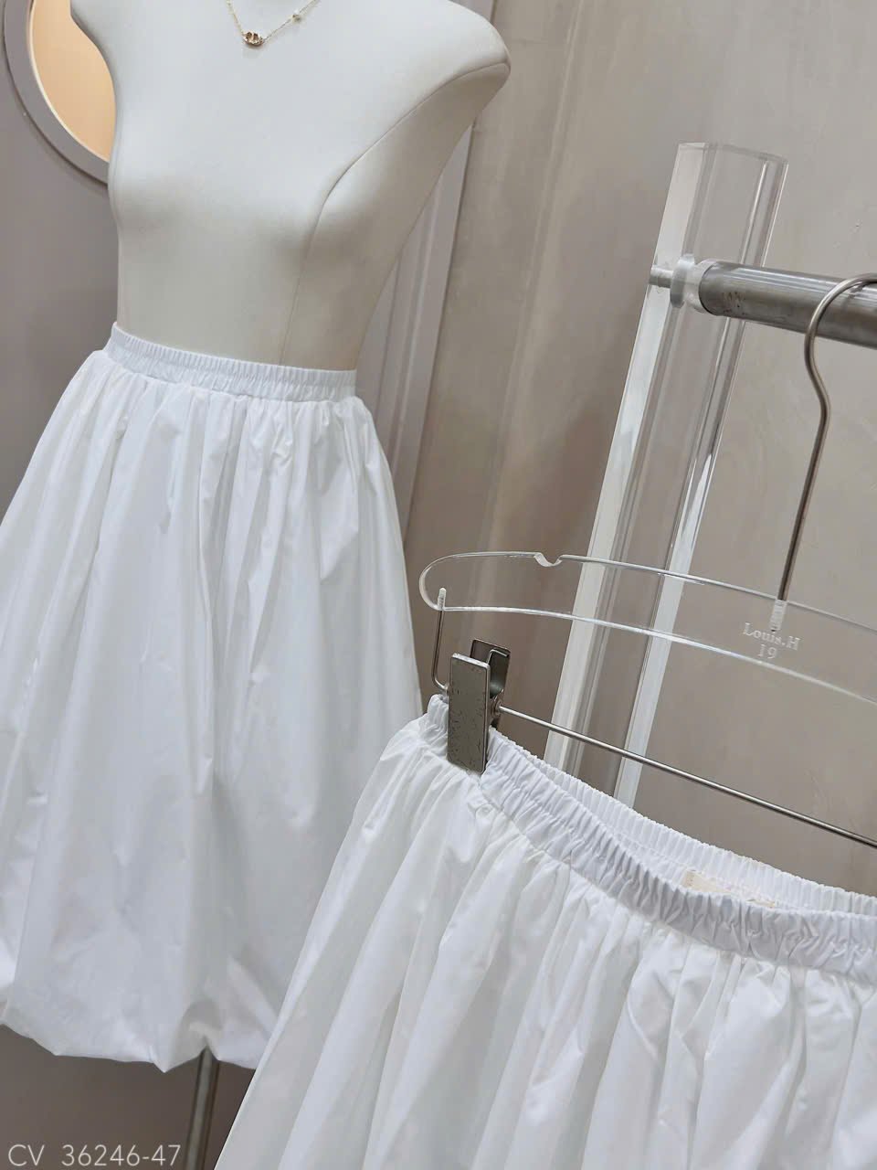 CHÂN VÁY DÙ 7 TẤC LOUIS.H - Hình ảnh 4