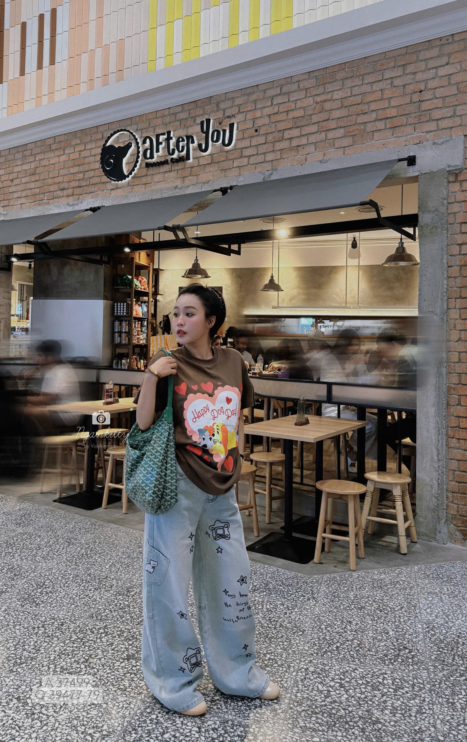 ÁO NÂU CHÓ LOVE LOUIS.H