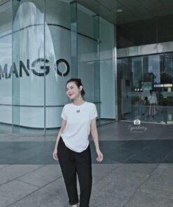 Alternative view of ÁO BASIC LOEWE