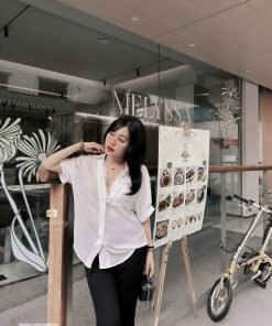 ÁO SƠMI CỔ VIỀN REN