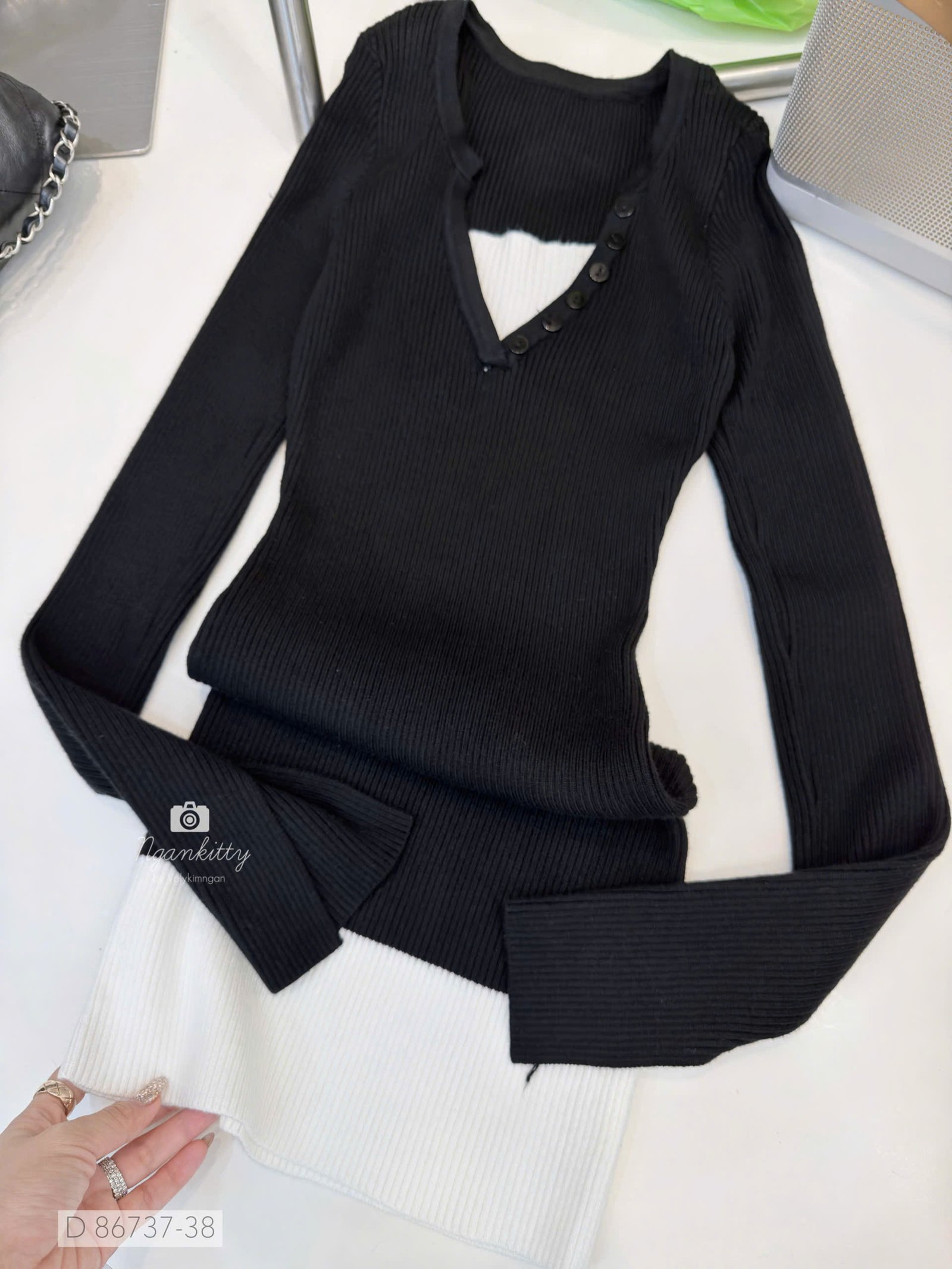 ĐẦM TD CỔ V NÚT MIX MÀU - Hình ảnh 5