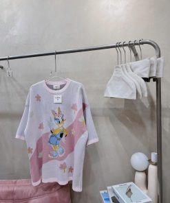 Alternative view of ÁO VỊT DAISY MONTEGI HỒNG LOUIS.H