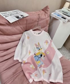 ÁO VỊT DAISY MONTEGI HỒNG LOUIS.H