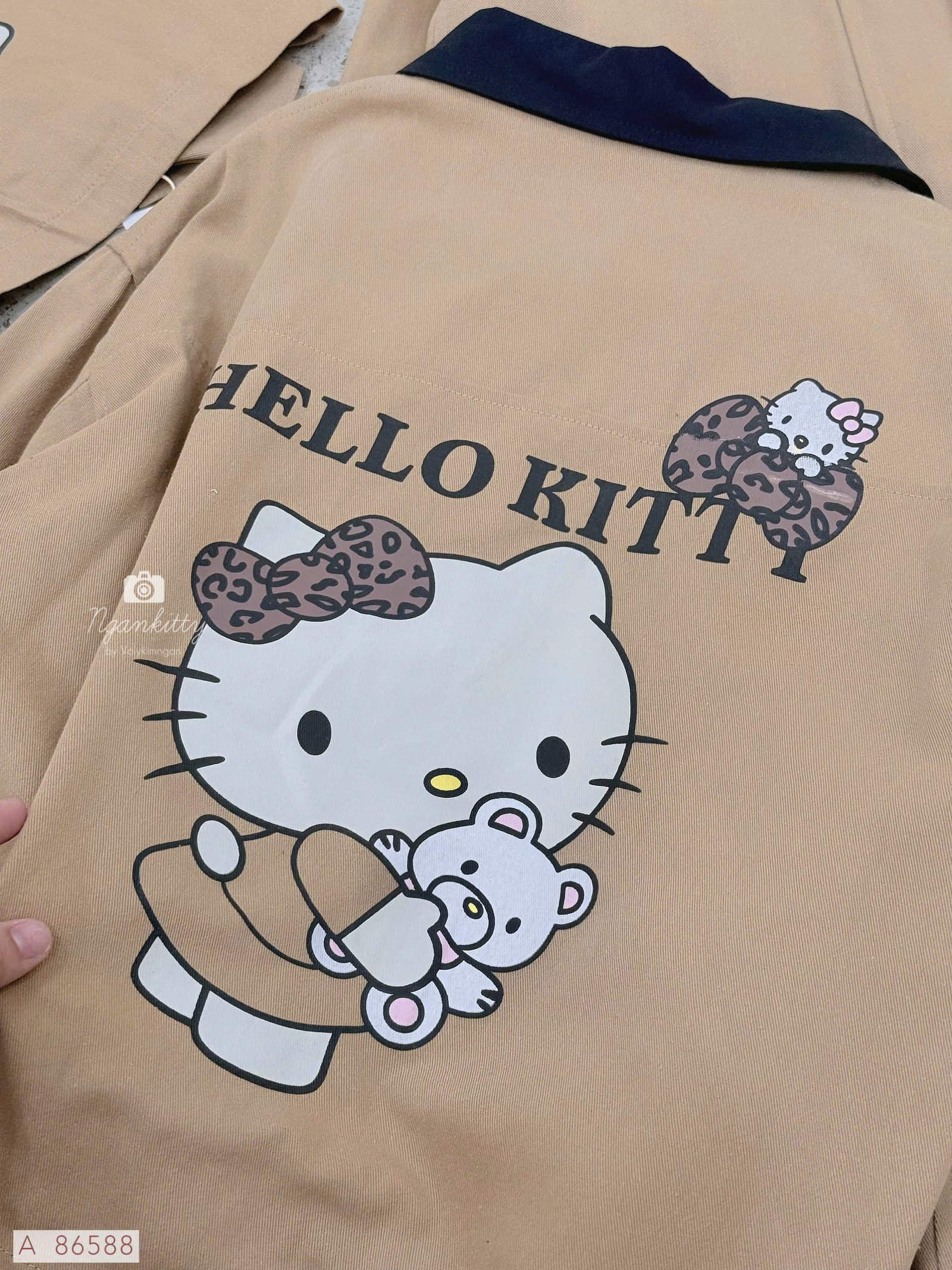 ÁO KHOÁC JAKER HELLOKITTY - Hình ảnh 2
