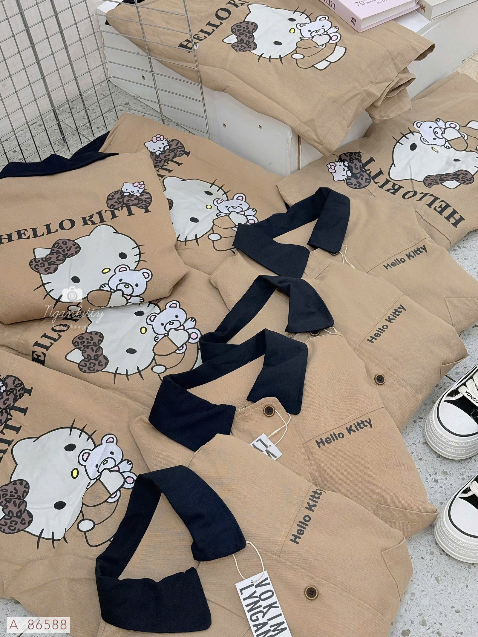 ÁO KHOÁC JAKER HELLOKITTY - Hình ảnh 4