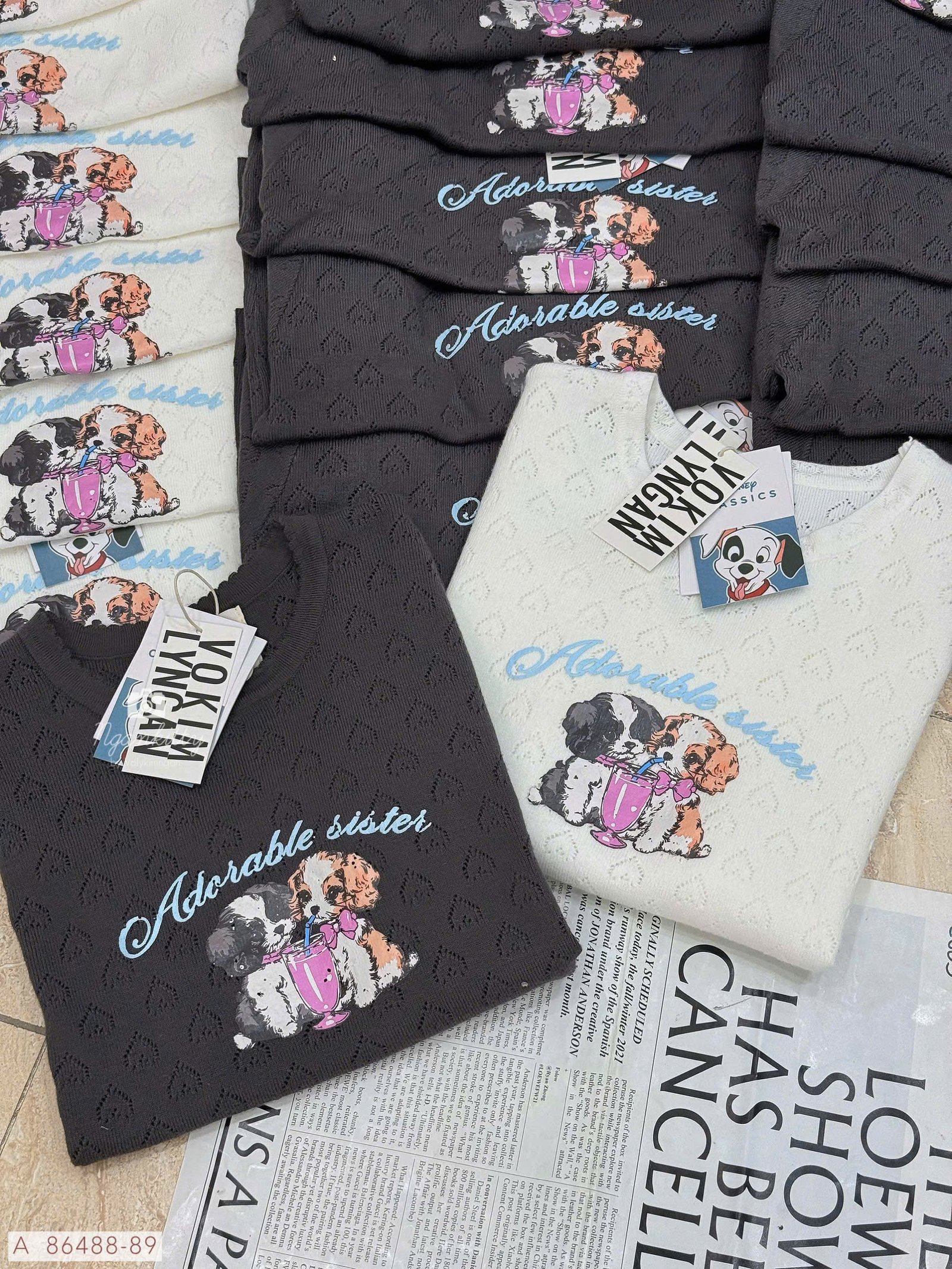 ÁO CROP CHÓ ADORABLE SISTER