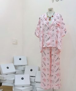 SET PIJAMA HEO LOUIS.H