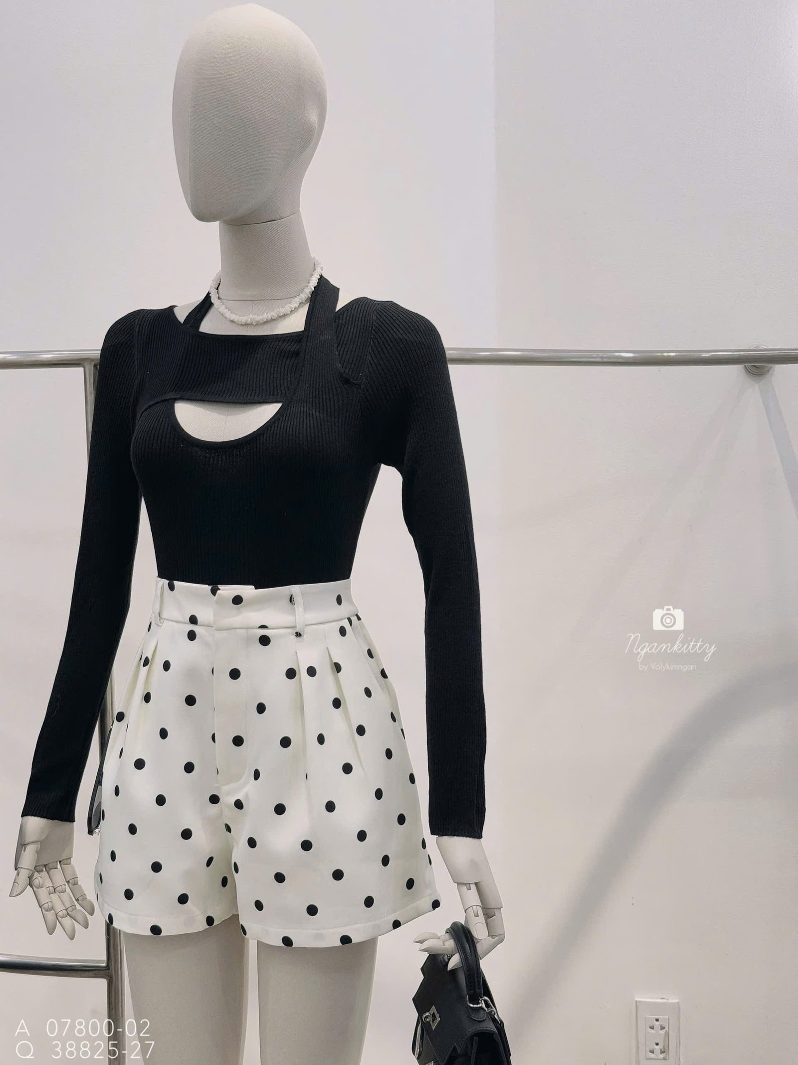 QUẦN SHORT XẾP LY CHẤM BI