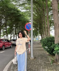 ÁO VÀNG CAREBEAR FREE HUG