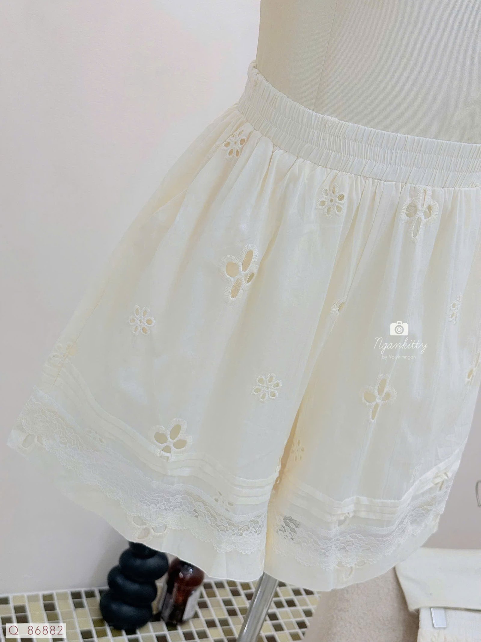 QUẦN SHORT HỌA TIẾT MIX REN - Hình ảnh 3