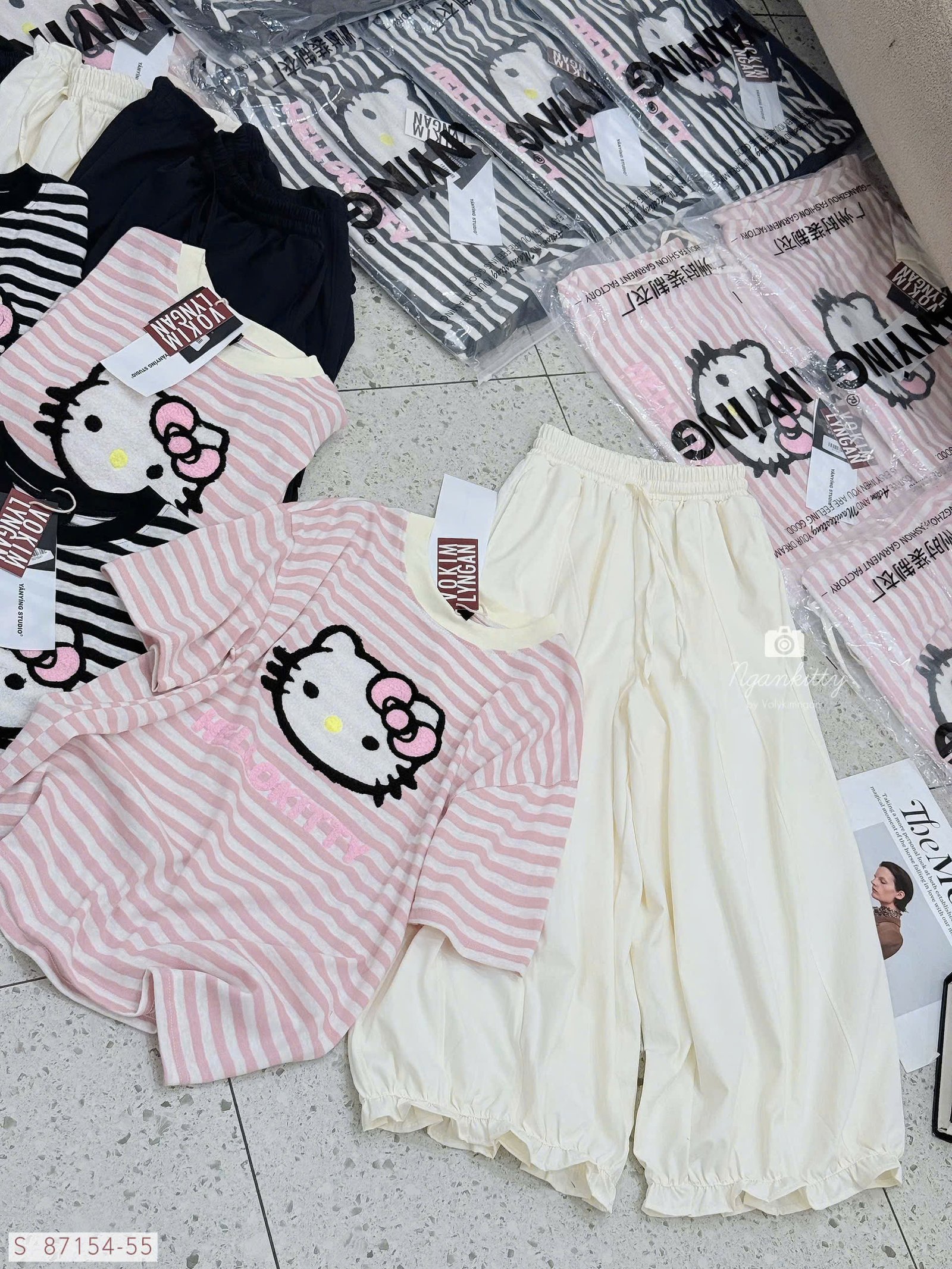 SET SỌC HELLOKITTY ÉP XÙ QUẦN POM - Hình ảnh 5