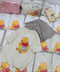 Alternative view of SET GẤU POOH QUẦN SHORT SỌC