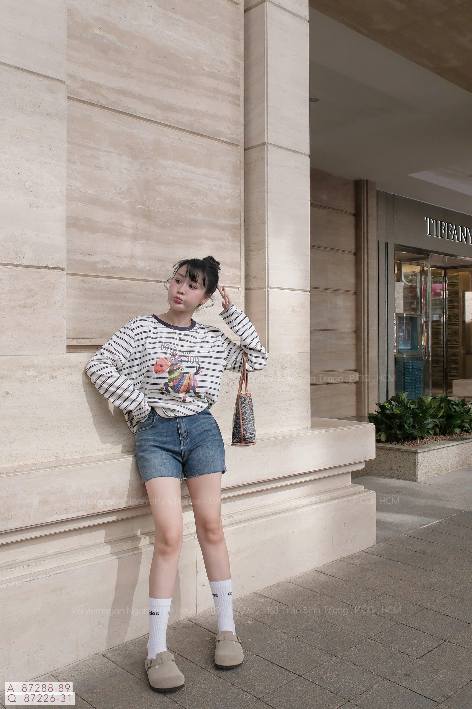 ÁO TD NGỰA SỌC VIỀN CỔ