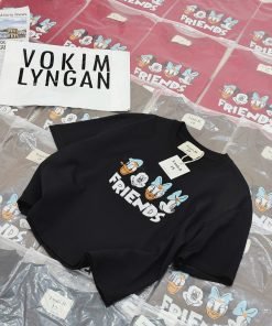 Alternative view of ÁO BOXY DISNEY FRIENDS FR