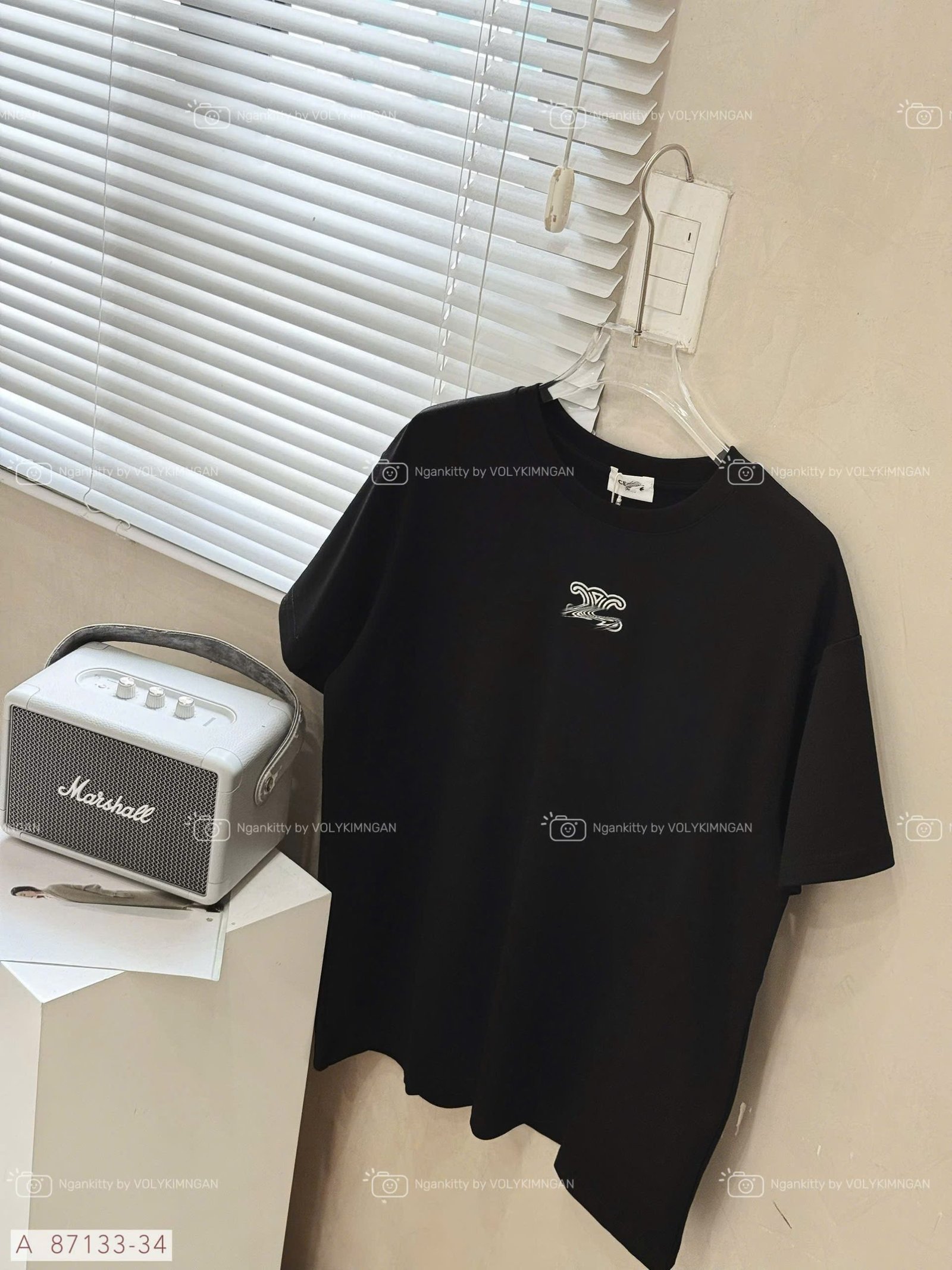 ÁO LOGO CELINE Ở GIỮA - Ảnh 4