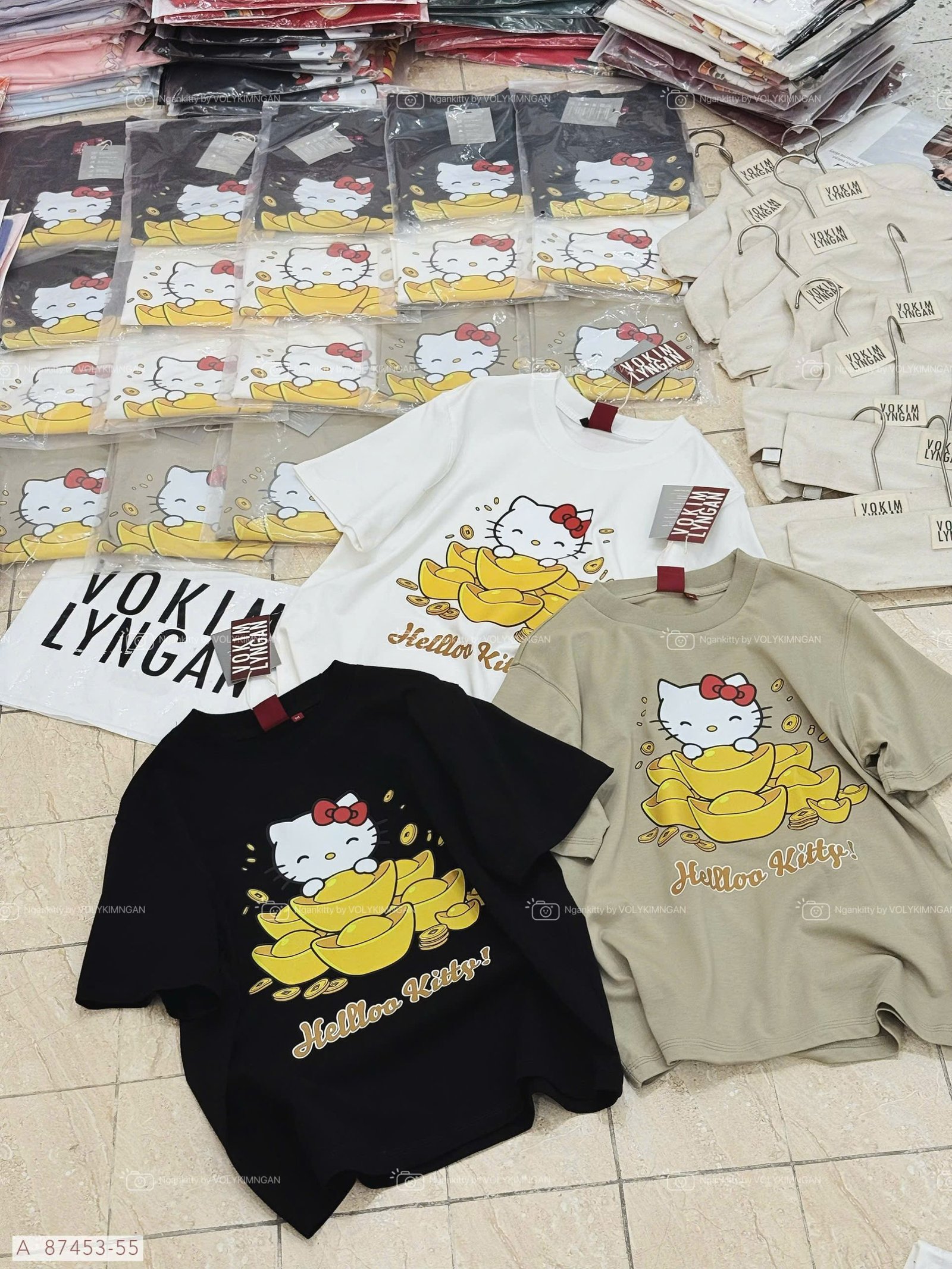 ÁO HELLOKITTY THỎI VÀNG - Ảnh 2