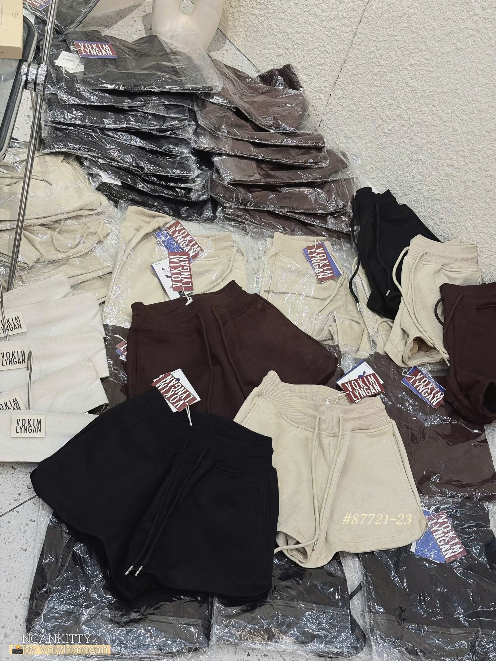 Quần short da lộn bảng lưng