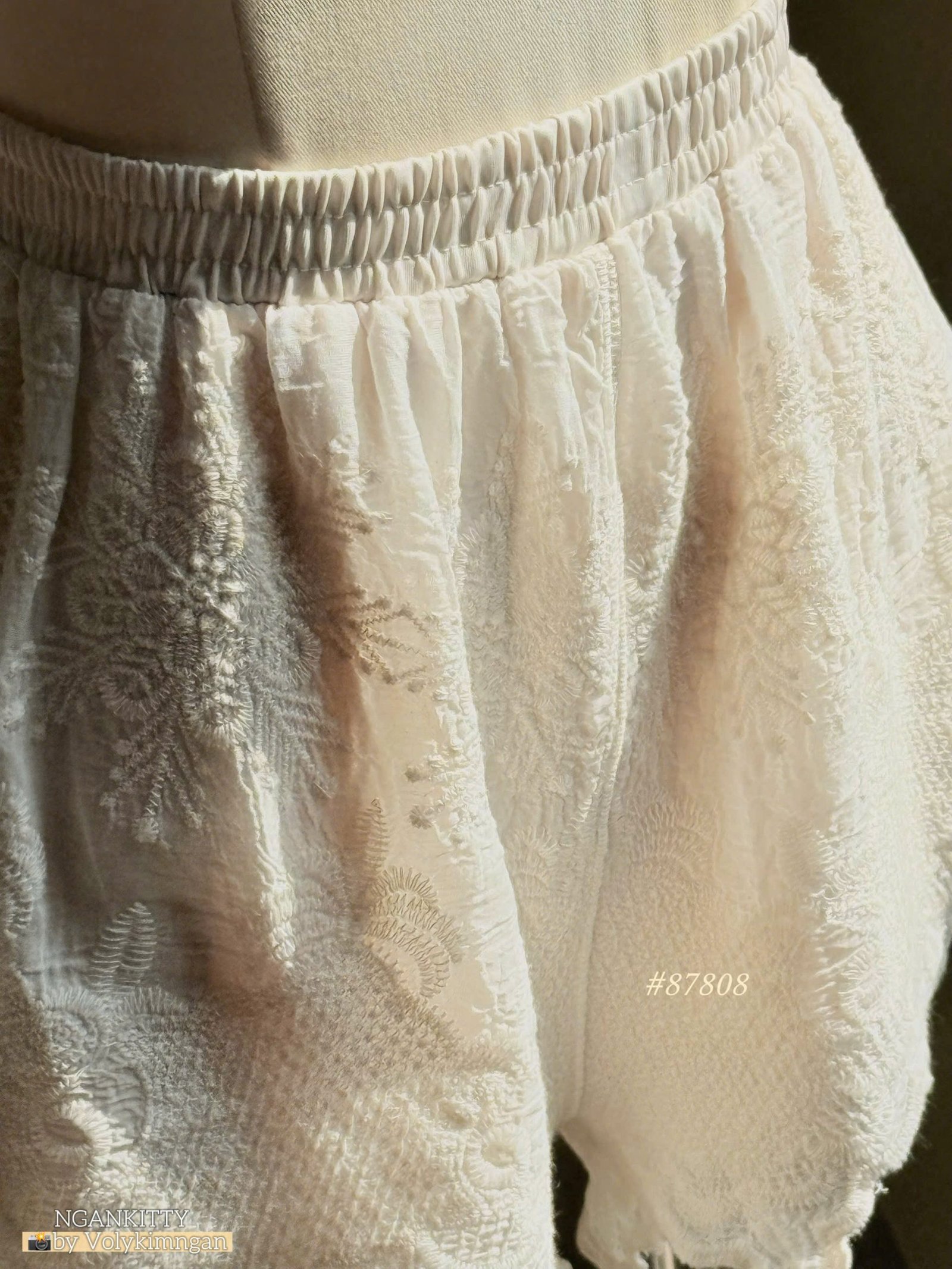 Quần short mix ren hoạ tiết - Ảnh 9