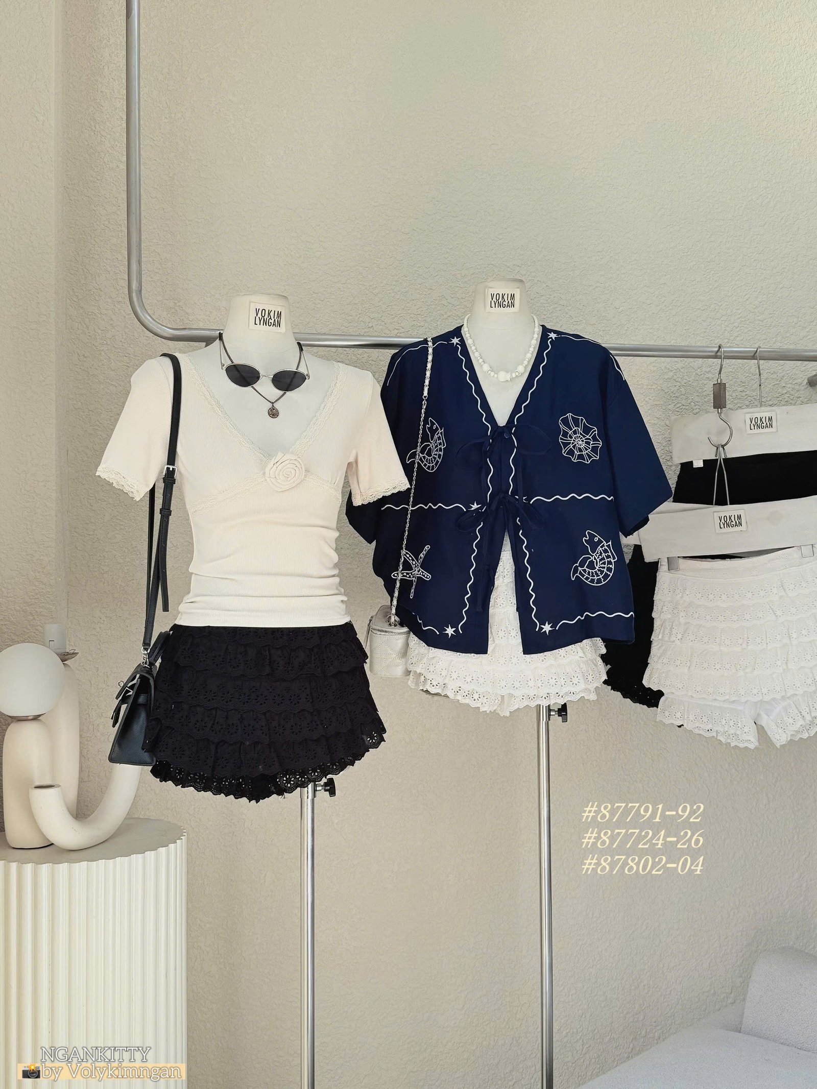 Quần short ren tầng