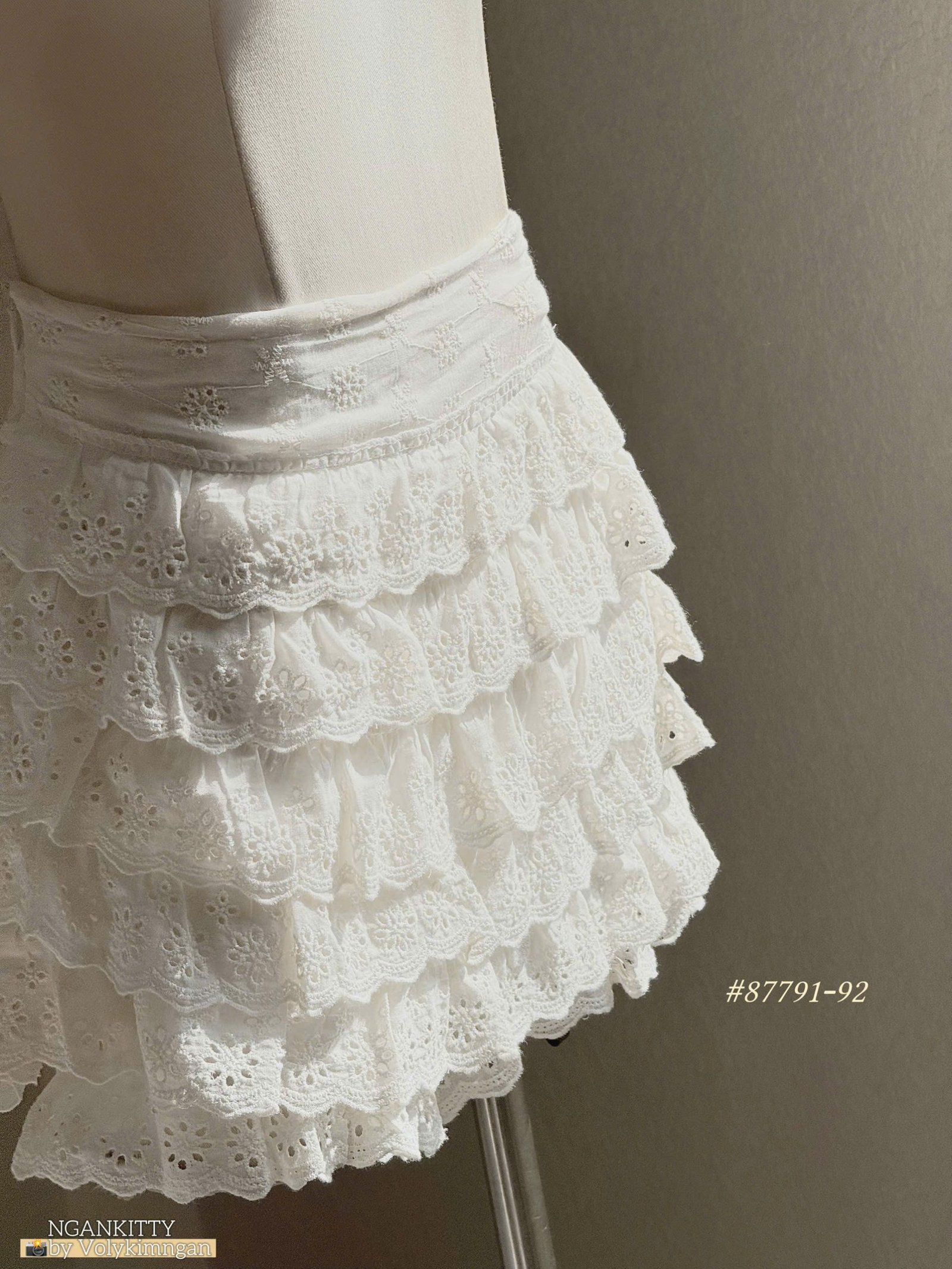 Quần short ren tầng - Ảnh 4