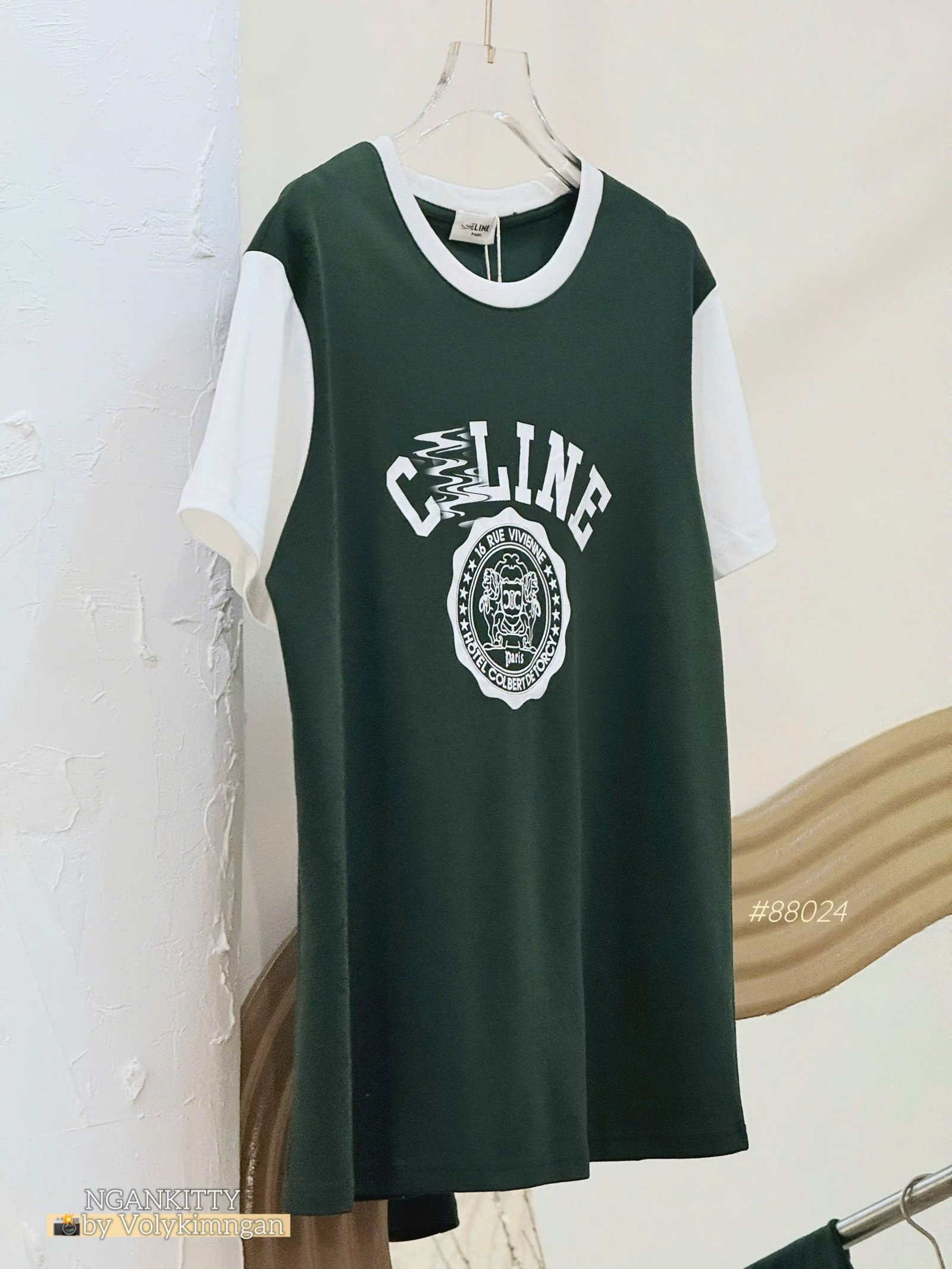 Áo Celine xanh lá tay trắng - Ảnh 5