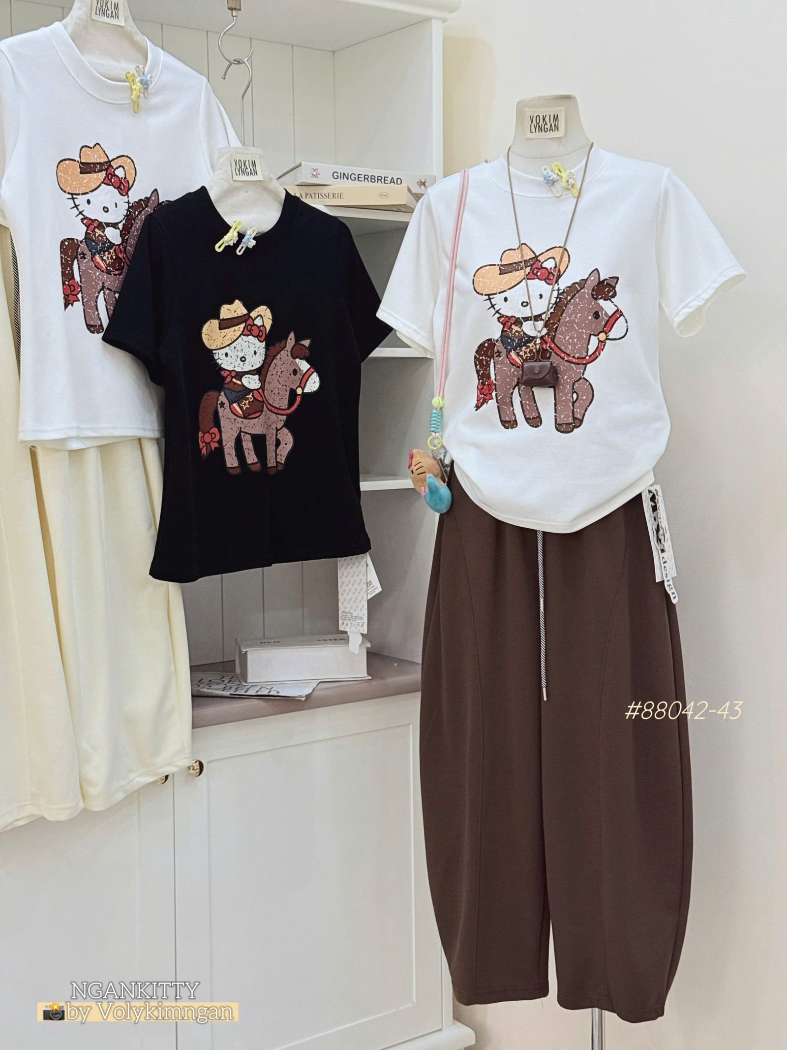 Set Hellokitty cưởi ngựa - Ảnh 2