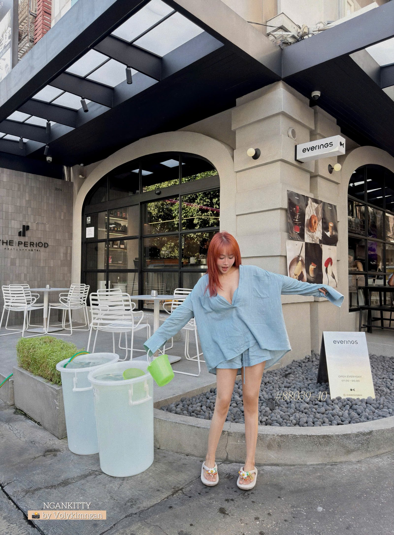 Set short xô cổ V kèm bra - Ảnh 2