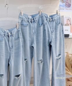 Alternative view of Quần jean suông rách 2 bên