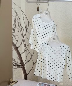 Áo tay lở chấm bi