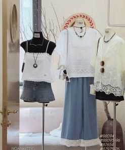 Áo mix ren hông nút gỗ