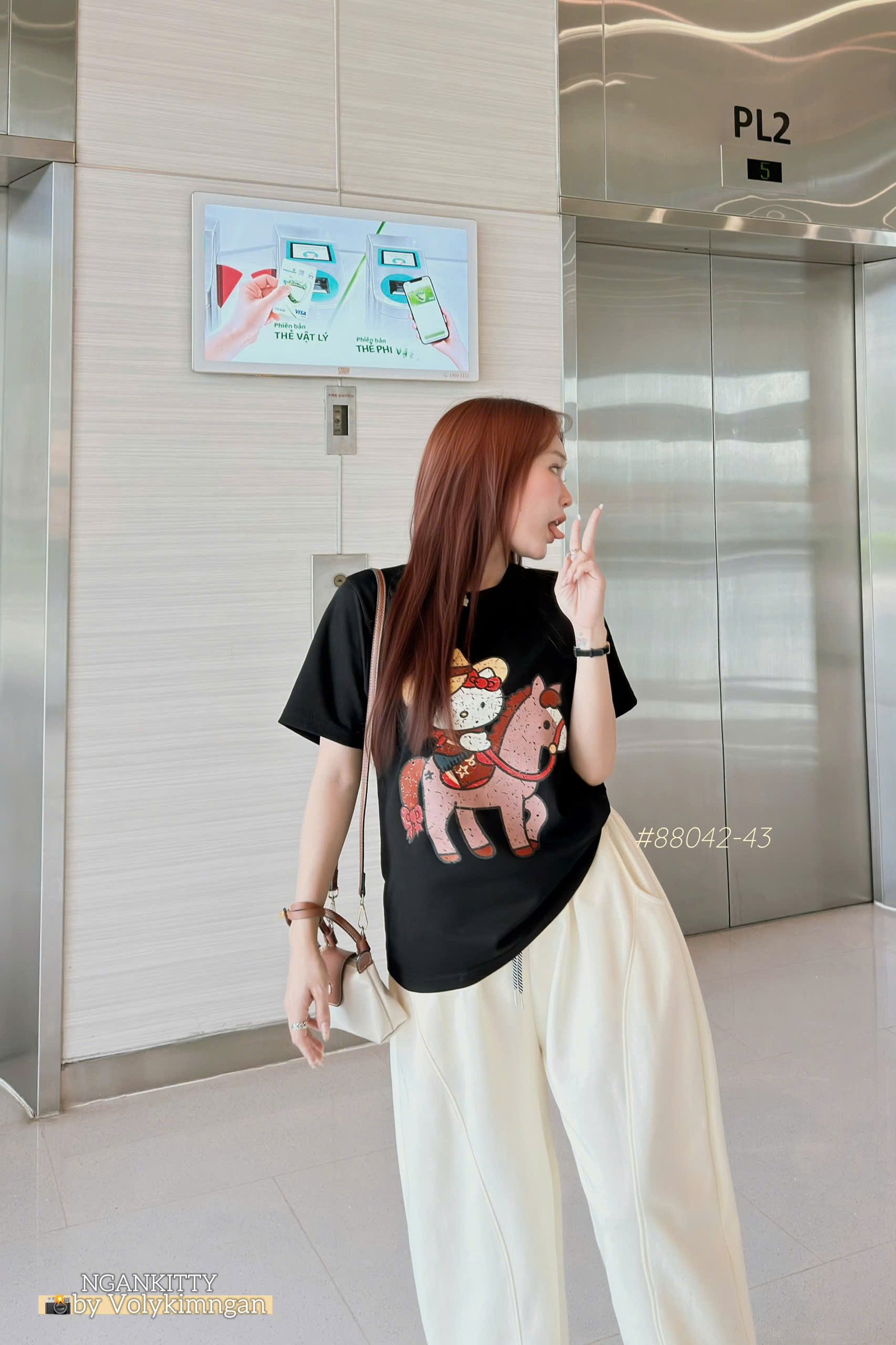 Set Hellokitty cưởi ngựa - Ảnh 3