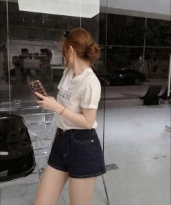 Quần short jean túi sau kiểu