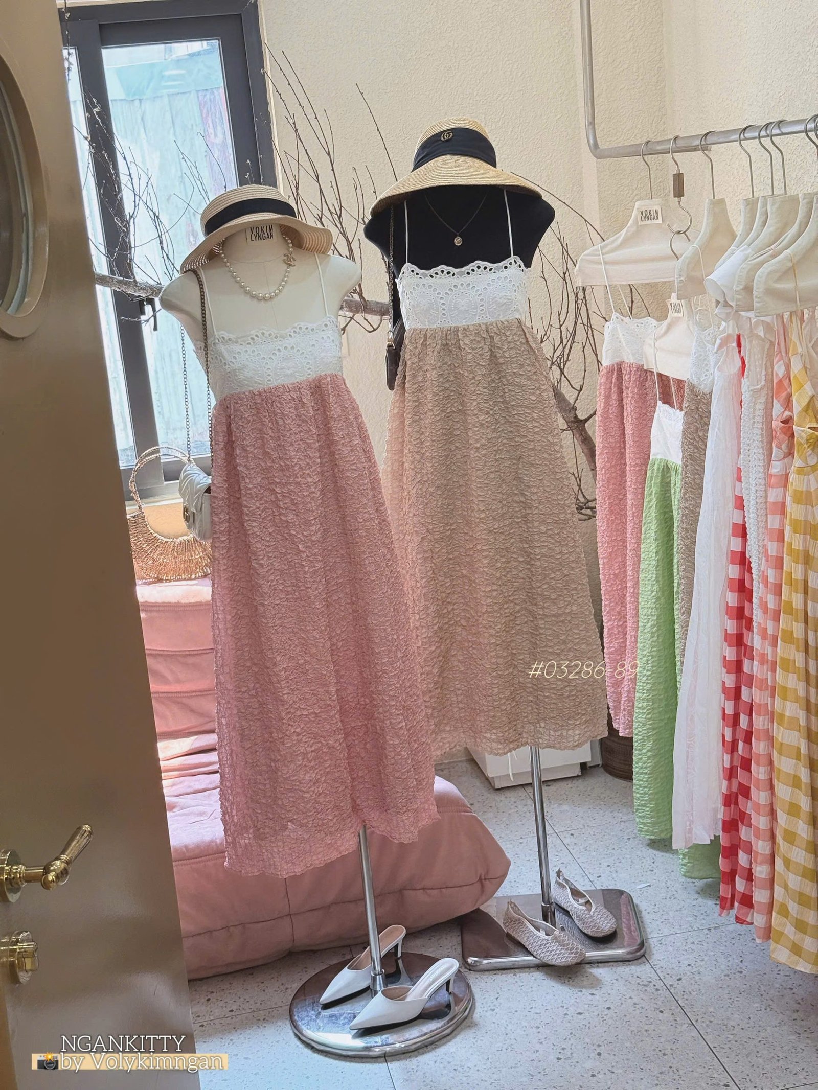 Đầm maxi 2s ren phối màu Louis.H - Ảnh 3
