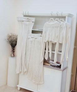 Chân váy len đục lỗ