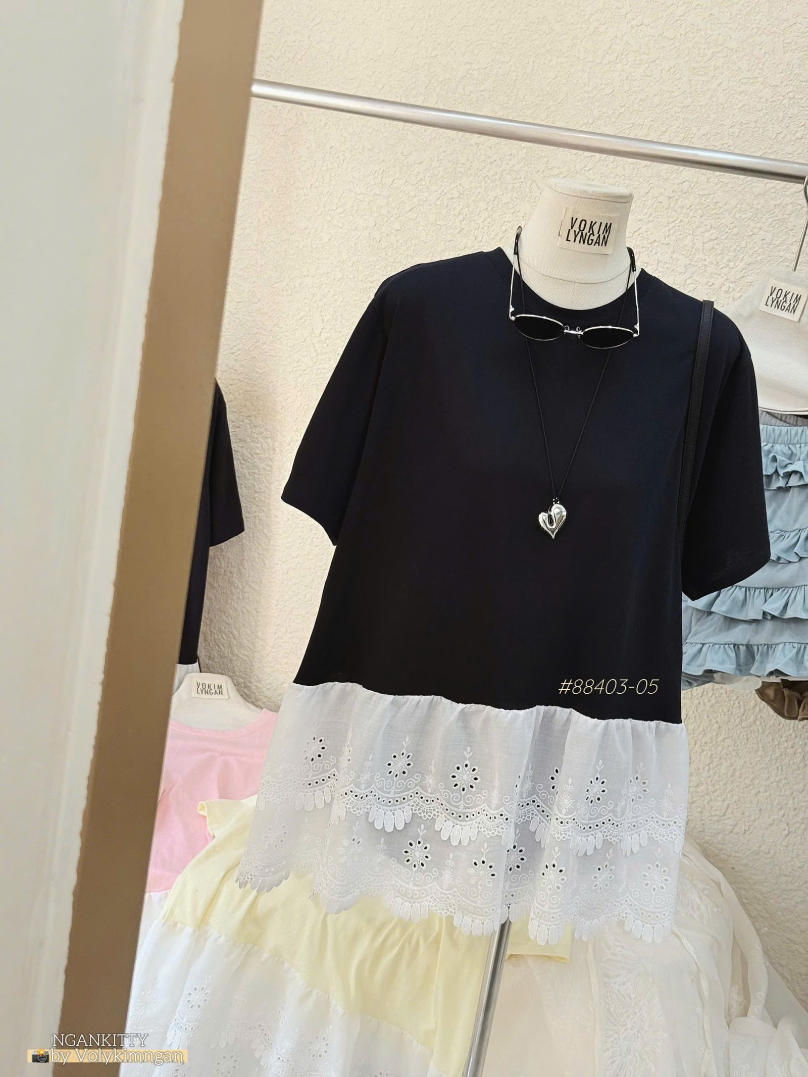 Áo trơn mix chân ren - Ảnh 4