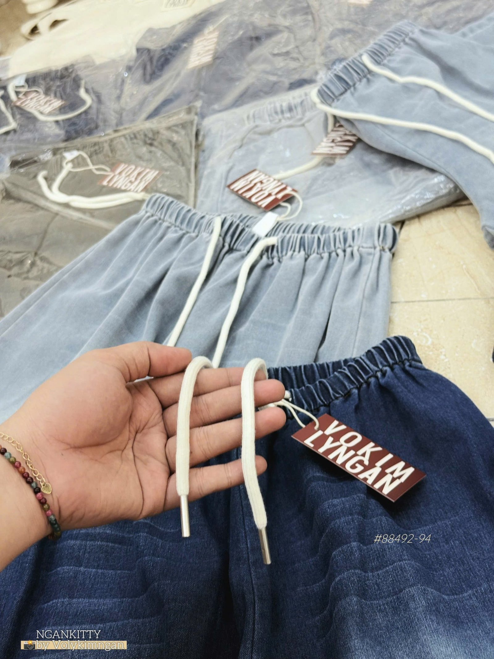 Quần denim suông wax nhẹ - Ảnh 2